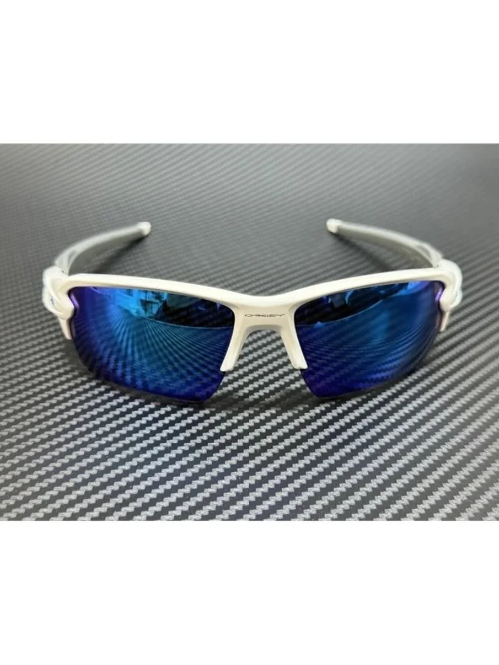 New Oakley Men  Sunglasses --